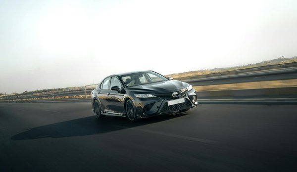 Triangle de sécurité pliable : un gain de place dans votre coffre